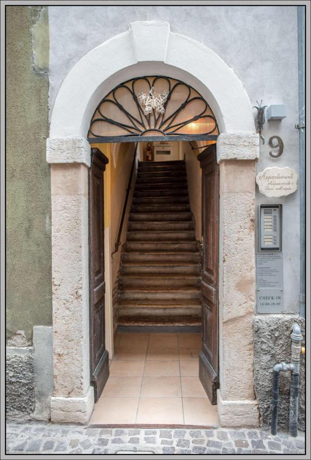 Fiori Sull'Acqua Apartments Peschiera del Garda Eksteriør billede