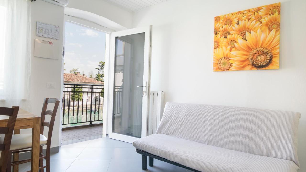 Fiori Sull'Acqua Apartments Peschiera del Garda Eksteriør billede