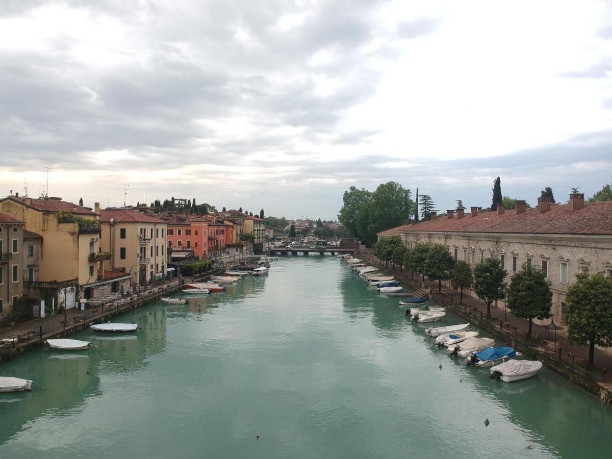 Fiori Sull'Acqua Apartments Peschiera del Garda Eksteriør billede