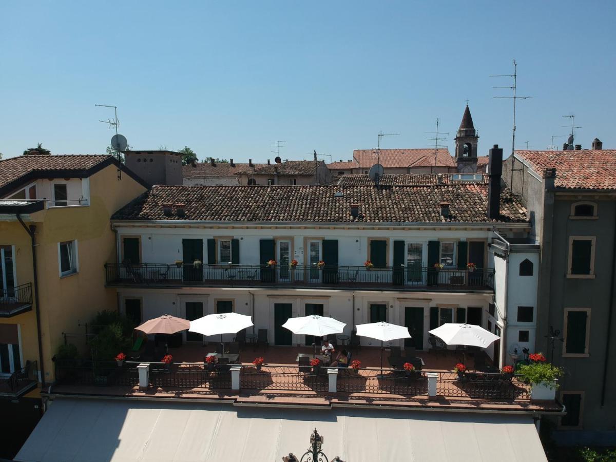 Fiori Sull'Acqua Apartments Peschiera del Garda Eksteriør billede