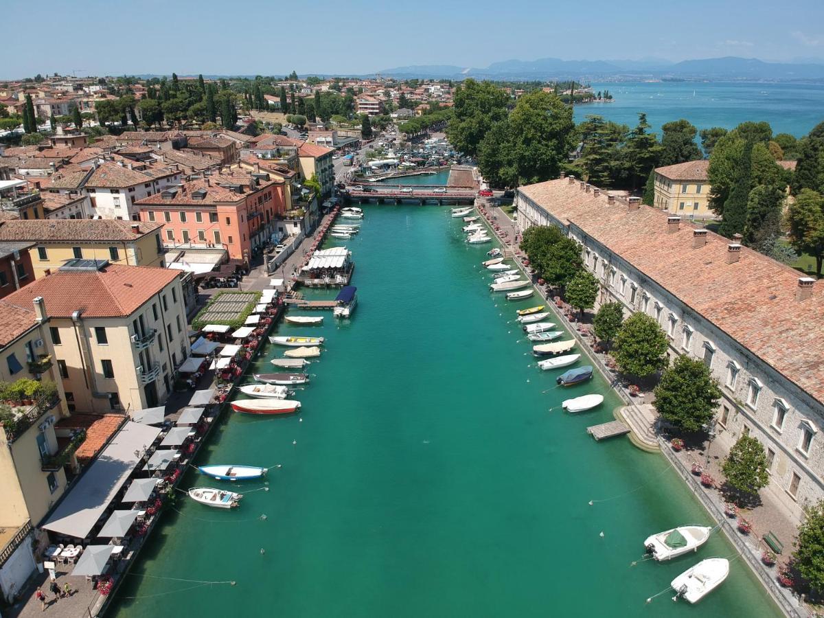 Fiori Sull'Acqua Apartments Peschiera del Garda Eksteriør billede