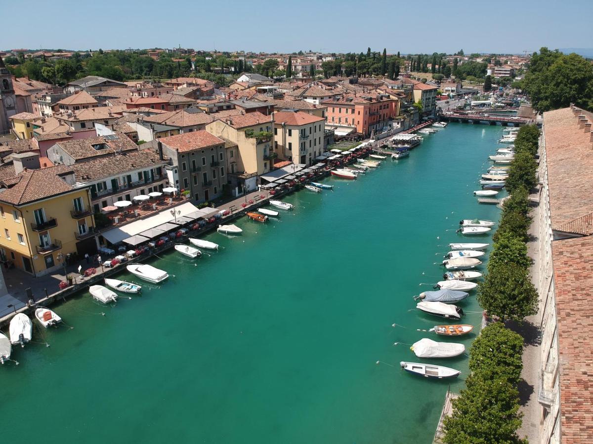 Fiori Sull'Acqua Apartments Peschiera del Garda Eksteriør billede