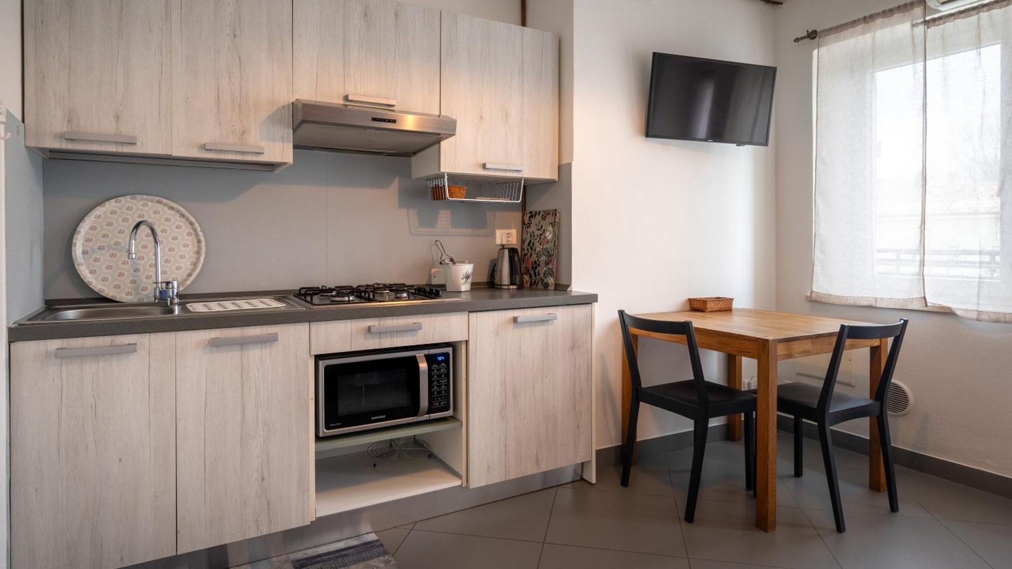 Fiori Sull'Acqua Apartments Peschiera del Garda Eksteriør billede
