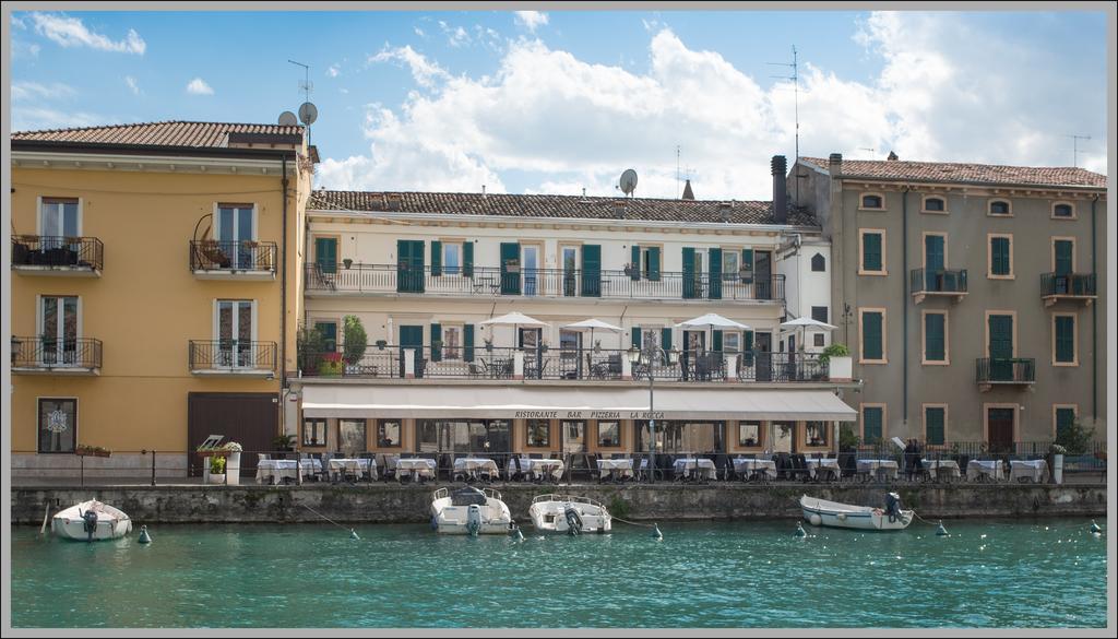 Fiori Sull'Acqua Apartments Peschiera del Garda Eksteriør billede