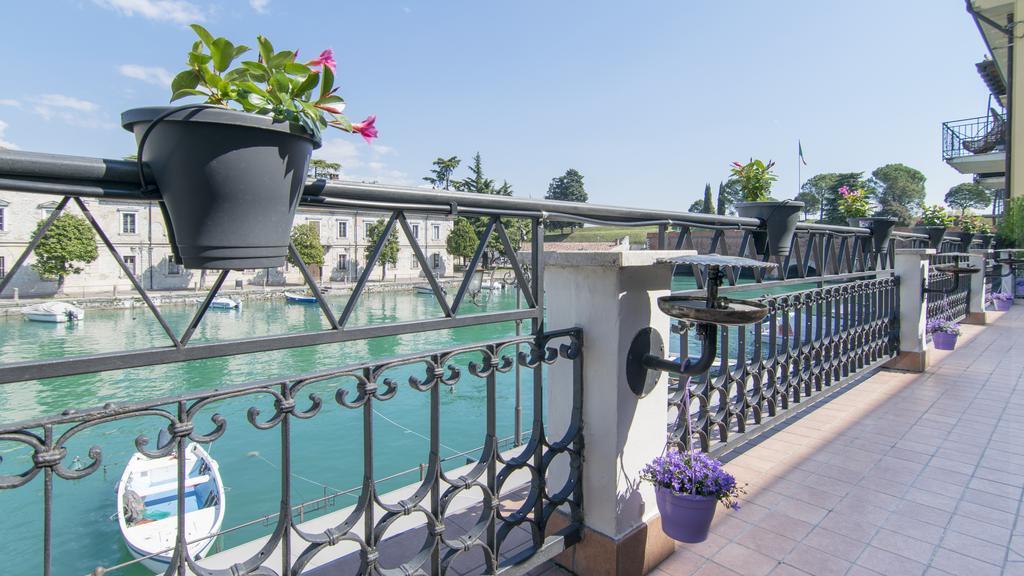 Fiori Sull'Acqua Apartments Peschiera del Garda Eksteriør billede