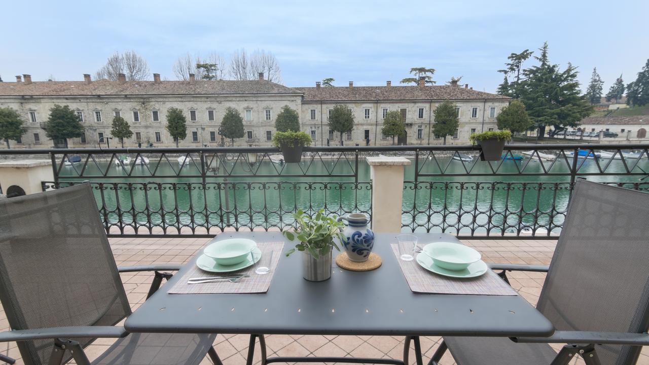 Fiori Sull'Acqua Apartments Peschiera del Garda Eksteriør billede