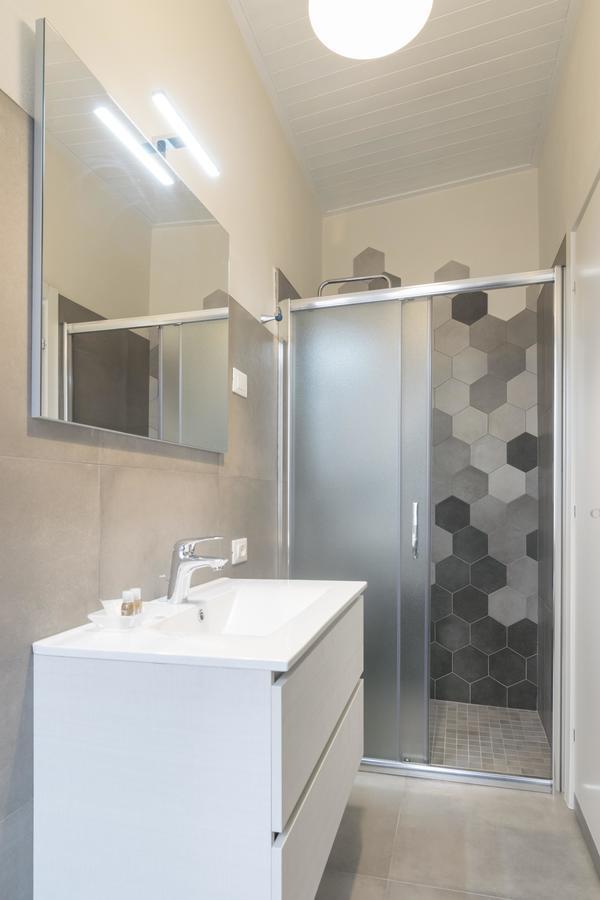 Fiori Sull'Acqua Apartments Peschiera del Garda Eksteriør billede