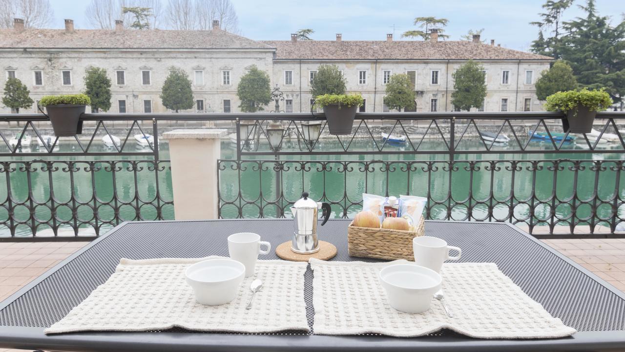 Fiori Sull'Acqua Apartments Peschiera del Garda Eksteriør billede