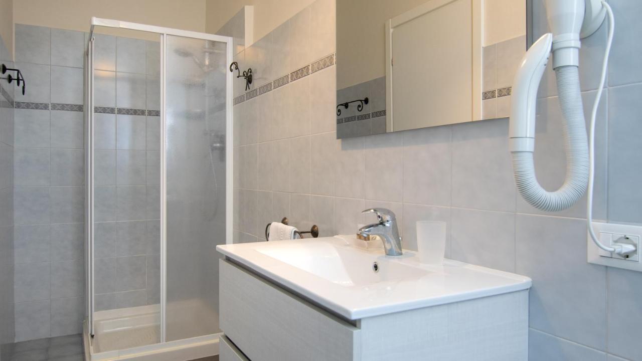 Fiori Sull'Acqua Apartments Peschiera del Garda Eksteriør billede